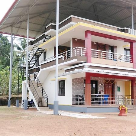 Nisarga Homestay, Dharmasthala Dharmastala Exterior foto