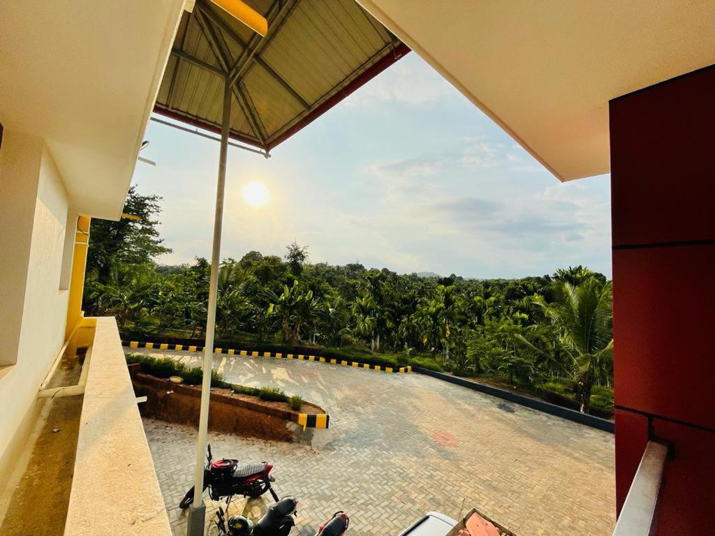 Nisarga Homestay, Dharmasthala Dharmastala Exterior foto